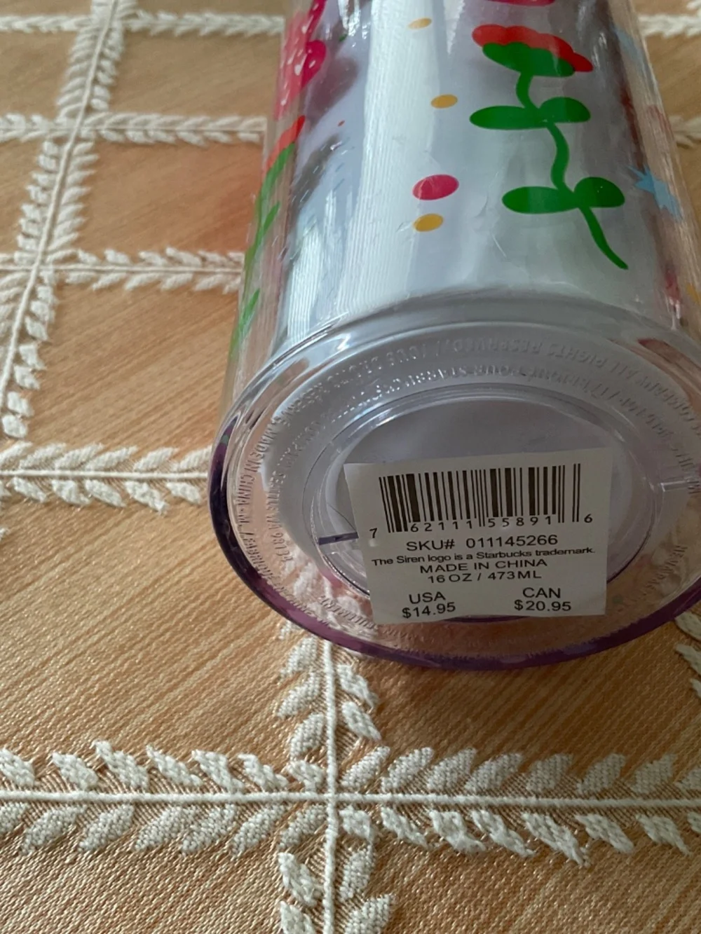 Starbucks Manuela Guillen Vida limited edition plastic tumbler.  Grande. NWT